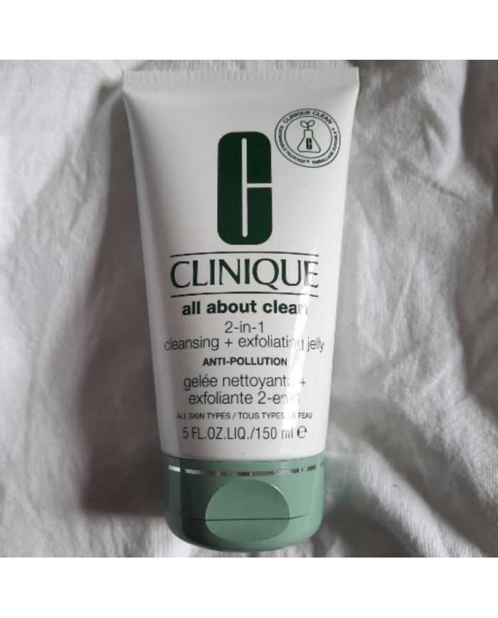 Gel Nettoyant et Exfoliant 2 en 1 Clinique 150 ml